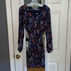 Women’s blue patterned dress